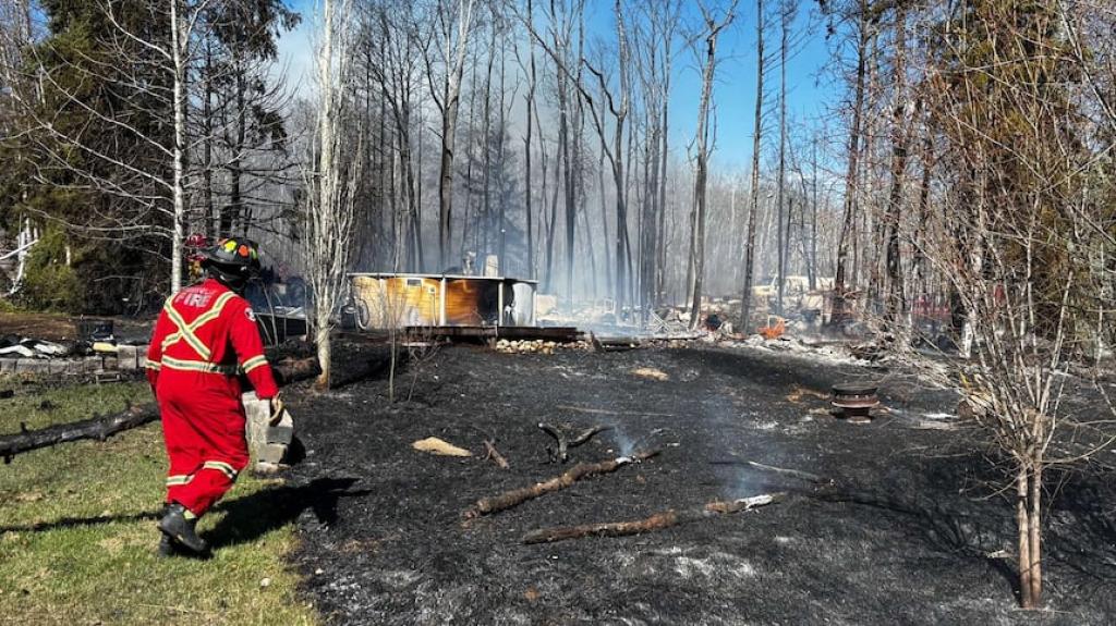 Wildfire destroys homes in Summer Village of Sandy Beach, prompting local state of emergency